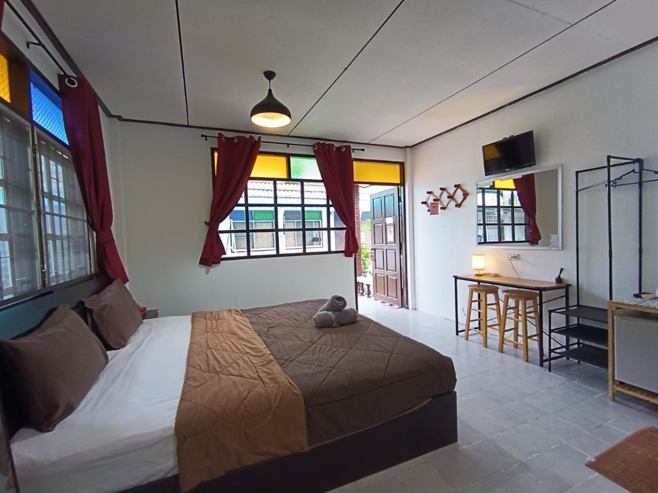The Naiyanghouse Hotel Nai Yang Beach Exterior foto